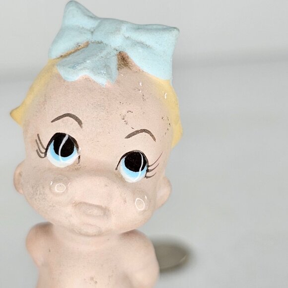 Freeman McFarlin Baby Skating Figurine Diaper Pin - Picture 7 of 8